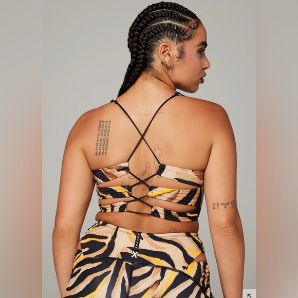 Savage x Fenty sport WILDCAT ANIMAL INSTINXX STRAPPY-BACK TANK size small new - Picture 5 of 8